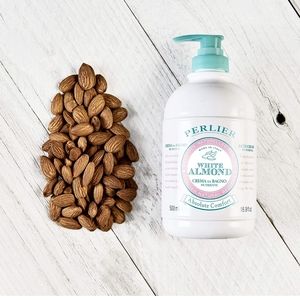 Perlier White Almond Nurturing Bath Cream